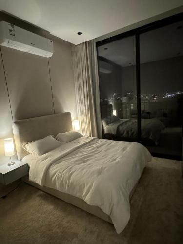 Dammam Apartment | استديو فندقي مع بلكونه في موقع استراتيجي