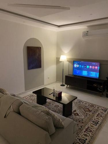 Medina Apartment | استديو واسع بمطبخ قرب المطار دخ ول ذاتي