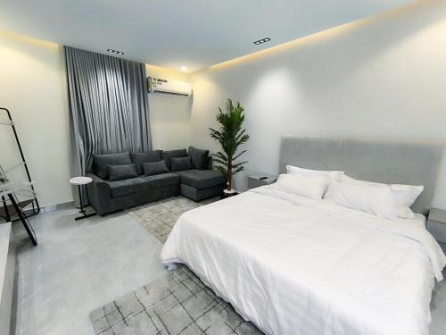 Mizail Apartment | استيديو فاخر ومميز شمال الرياض حي ملقا b6