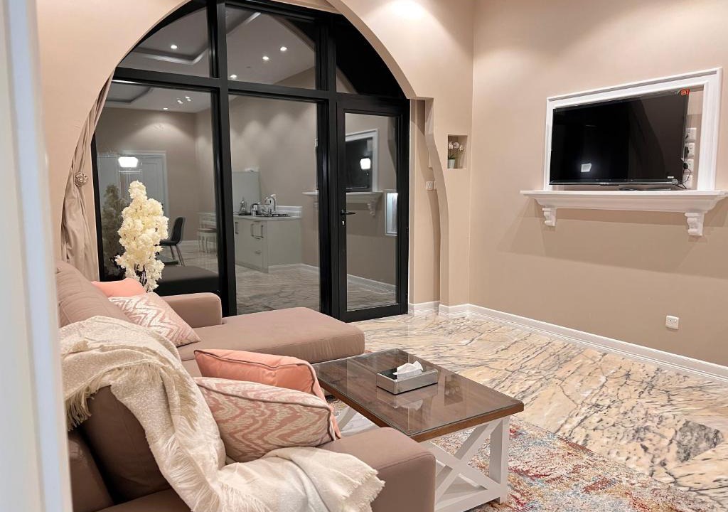 Buraydah Ski Chalet | الأجنحة الرخامية فندقية
