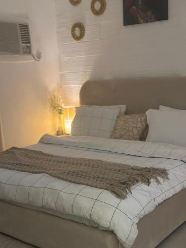 Qurish Street Apartment | تواق
