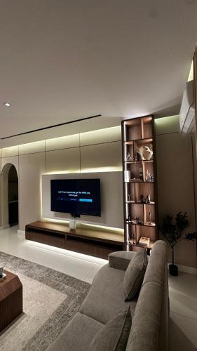 Eastern Province Apartment | سويت فندقي راقي وهادئ و قريب من بحر الخبر