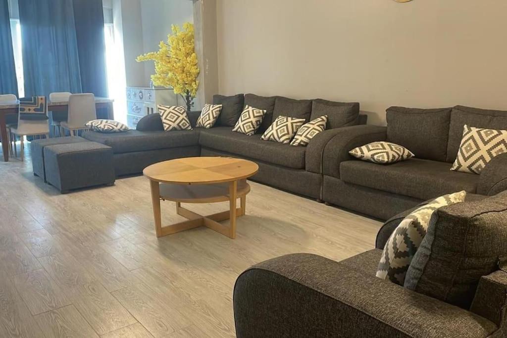 Durrat Al-Arous Ski Chalet | شاليه دور ارضي درة العروس حالمه للعائلات فقط