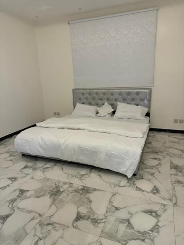 Unaizah House | شقة خاصة بغرفتي نوم ومطبخ وصالة ومجلس