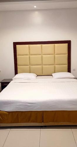 Al Kharj Apartment | شقق شموخ روزا للشقق المخدومة
