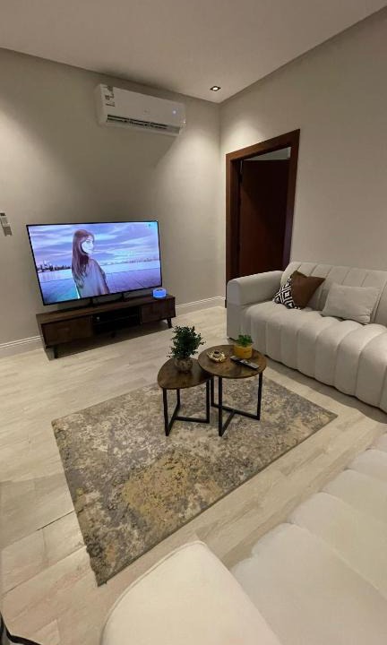 Al Malaz Apartment | شقه غرفه وصاله دخول ذاتي