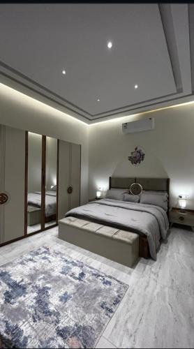 Medina Apartment | شقه فاخره بجوار الراشد مول