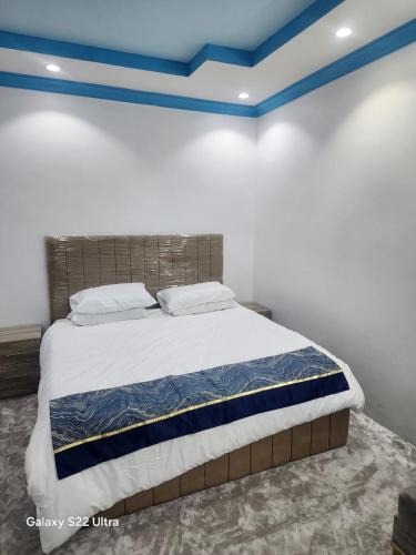 Tabuk Apartment | غرفة وصاله العزام نزل