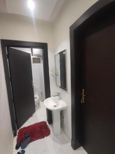 Al Aziziyah Apartment | فله وياسمين