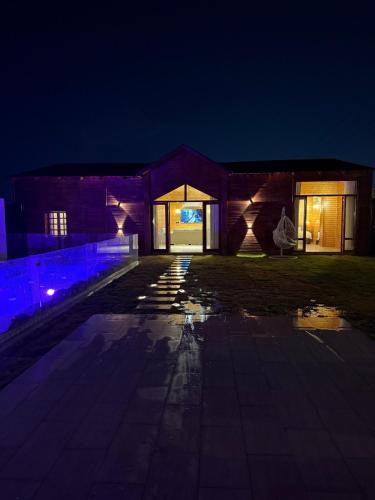 Al Hawiyah Ski Chalet | كوخ النرجس