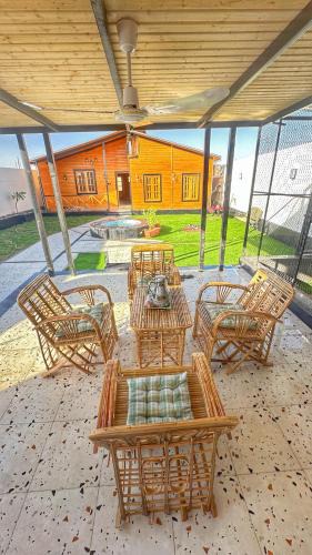 Tabuk Ski Chalet | كوخ سترين