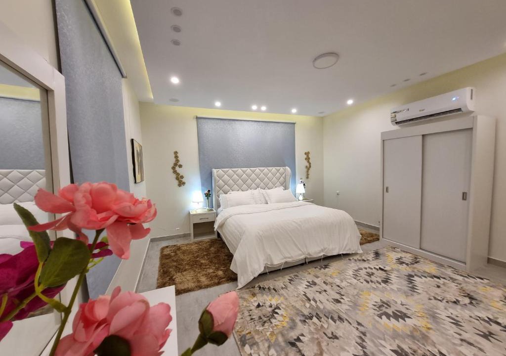 Abha Apartment | ملحق فخم جداً بمدخل وسطح مستقلين قرب لافندا بارك