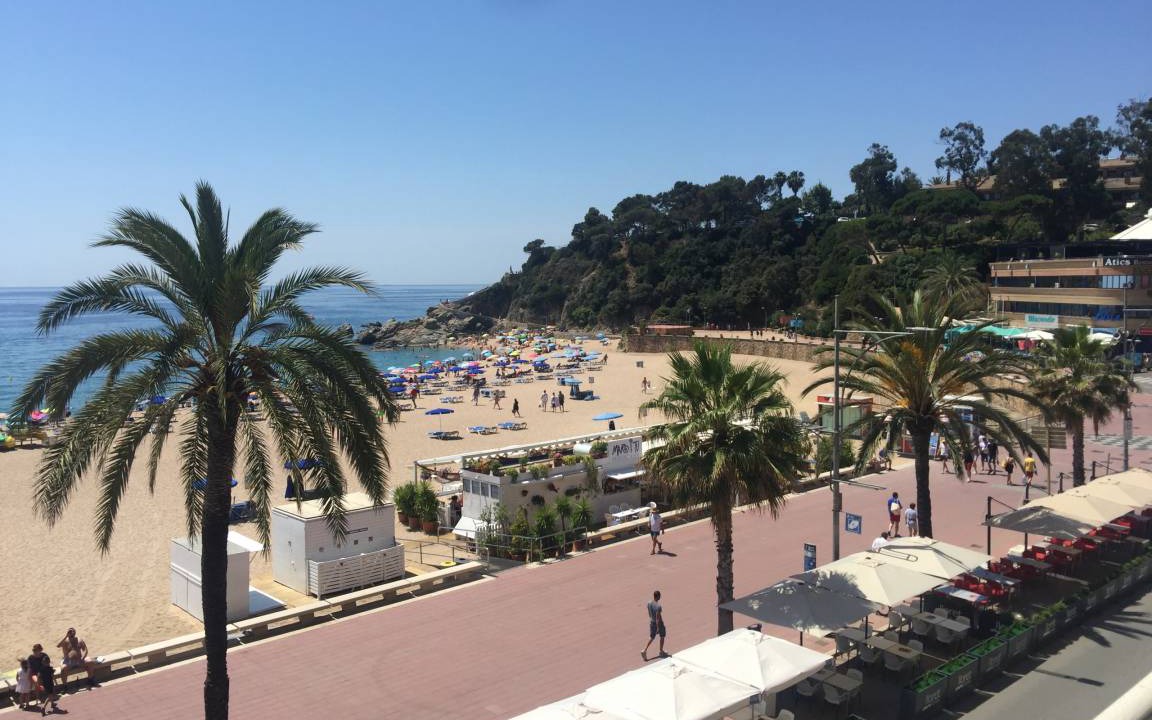 Lloret Town Center Apartment | 120 m² Apartment ∙ 3 bedrooms ∙ 8 guests