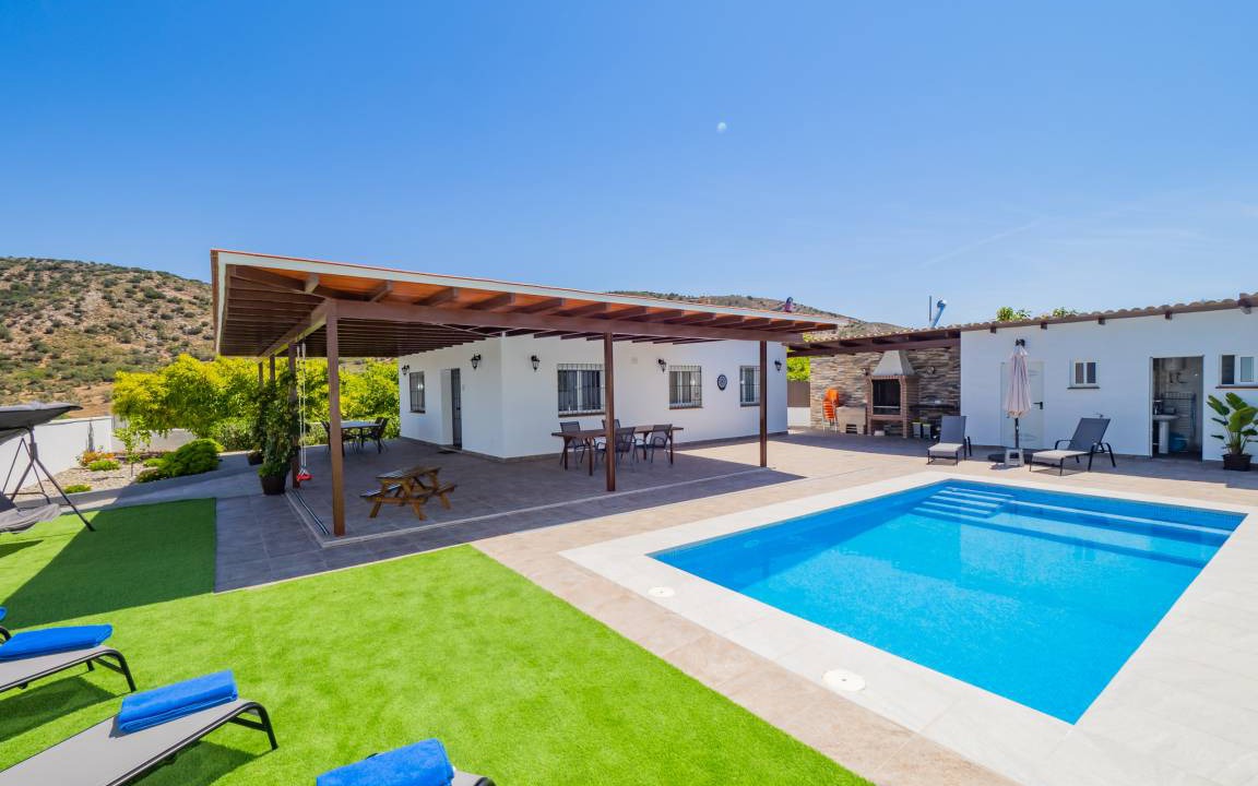 Alhaurin el Grande Cottage | 121 m² Cabin ∙ 3 bedrooms ∙ 8 guests
