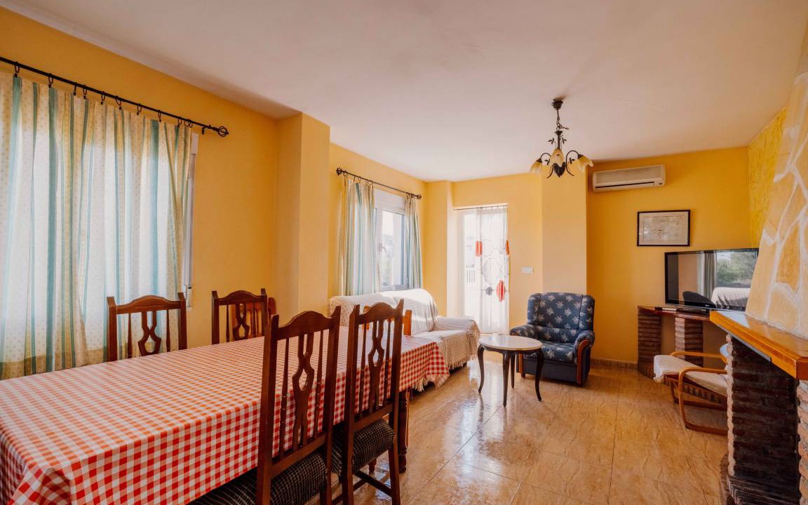 Navares House | 130 m² House ∙ 4 bedrooms ∙ 8 guests