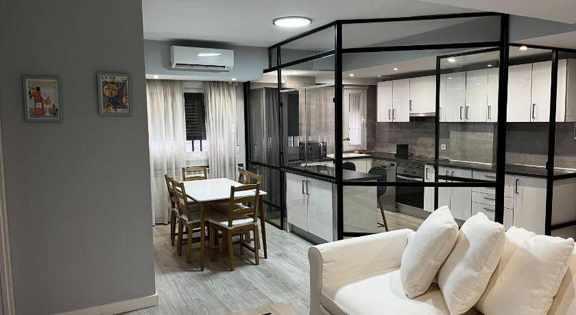 Salamanca Apartment | 150 m² Apartment ∙ 2 bedrooms ∙ 6 guests