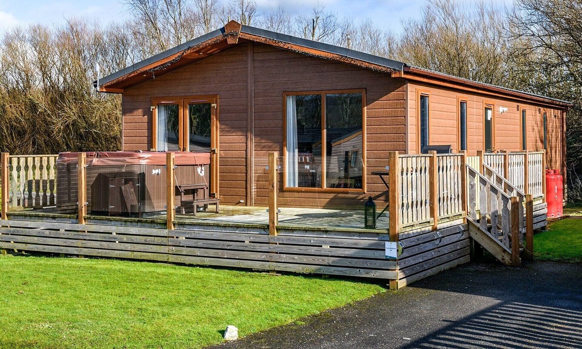 Carnforth Cabin | 2 bedroom accommodation in Carnforth