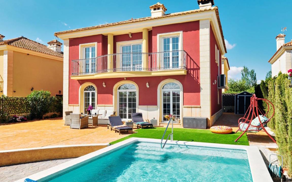 Aspe House | 210 m² House ∙ 4 bedrooms ∙ 8 guests