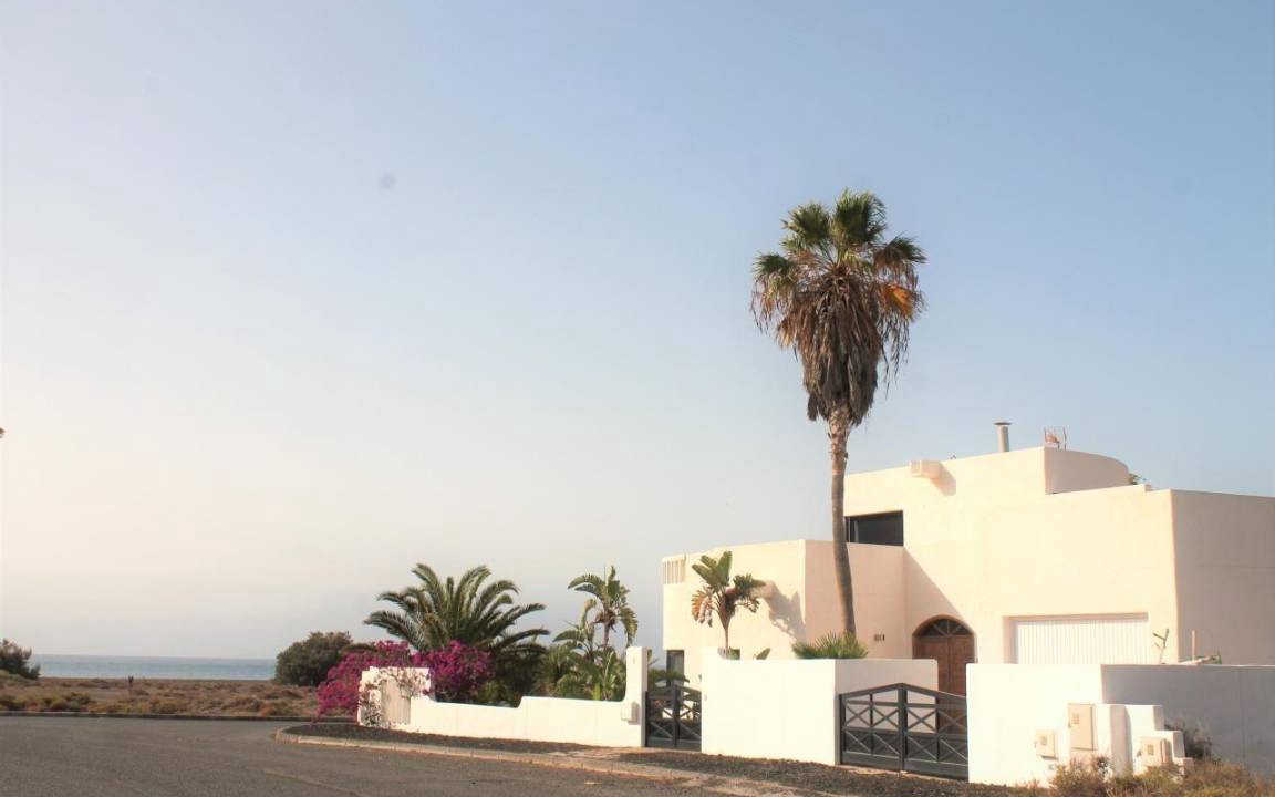 Giniginamar House | 240 m² House ∙ 2 bedrooms ∙ 6 guests