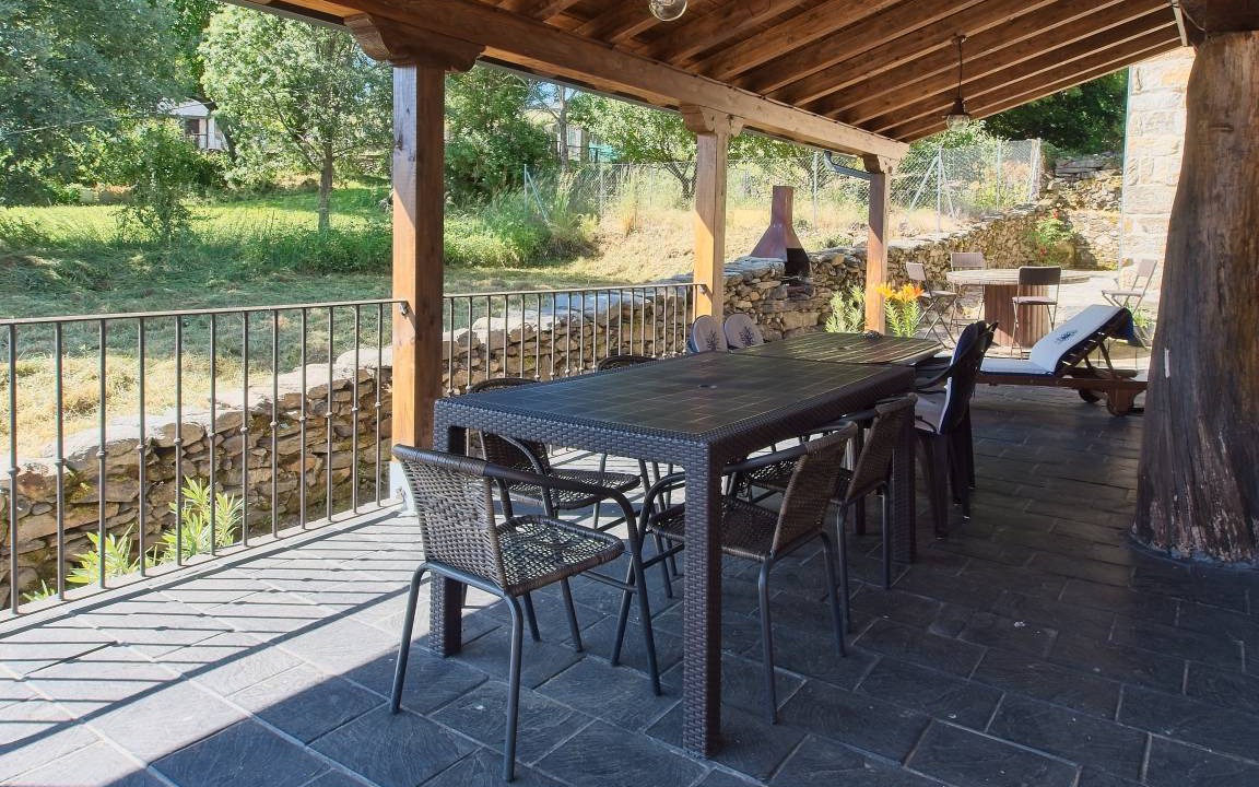 San Justo House | 250 m² House ∙ 5 bedrooms ∙ 12 guests