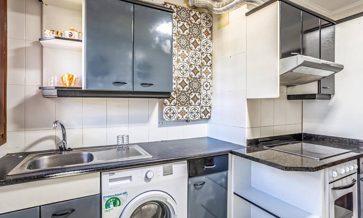 Colindres Apartment | 3 Bedrooms Apartment In Colindres