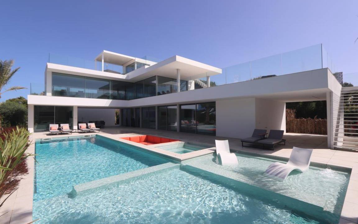 Cabo Roche House | 300 m² House ∙ 6 bedrooms ∙ 12 guests