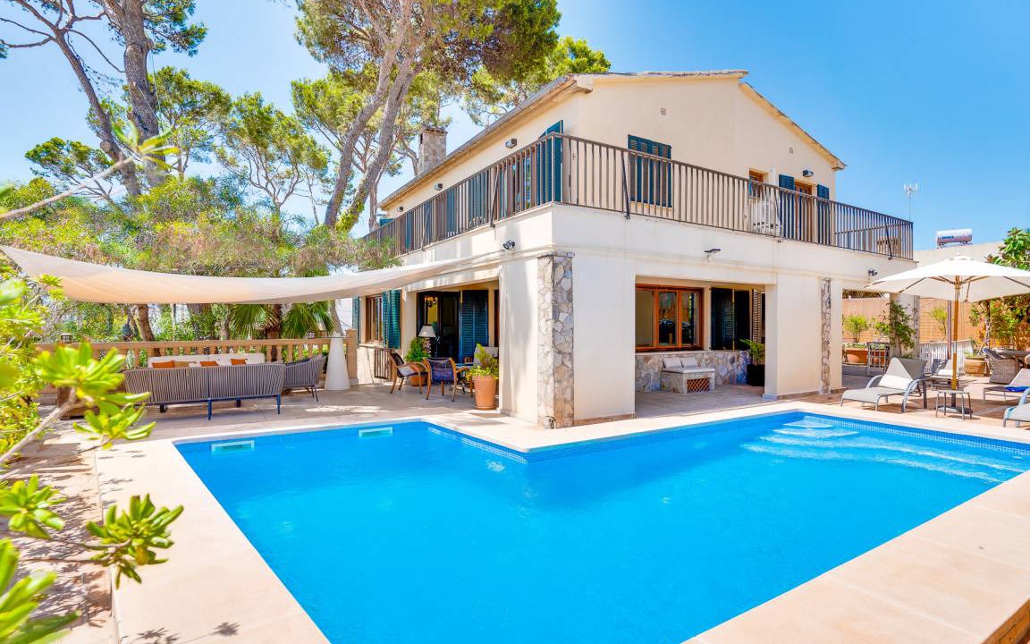 Can Pastilla Villa | 300 m² Villa ∙ 4 bedrooms ∙ 7 guests