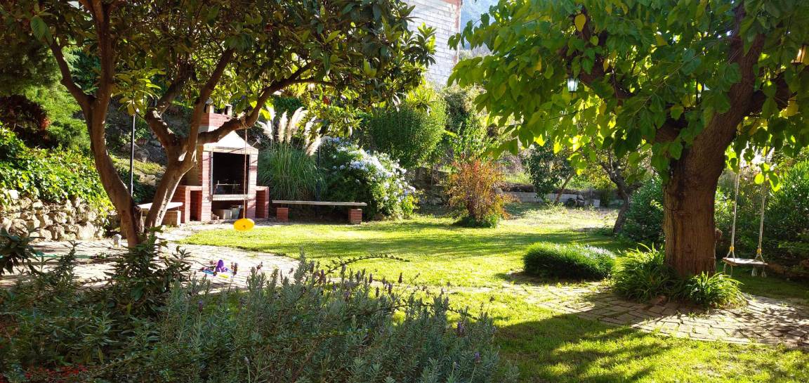 Beniatjar Ski Chalet | 304 m² Chalet ∙ 6 bedrooms ∙ 14 guests