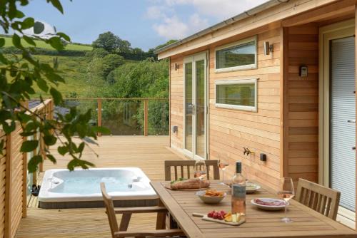 Looe House | 4 Valley View