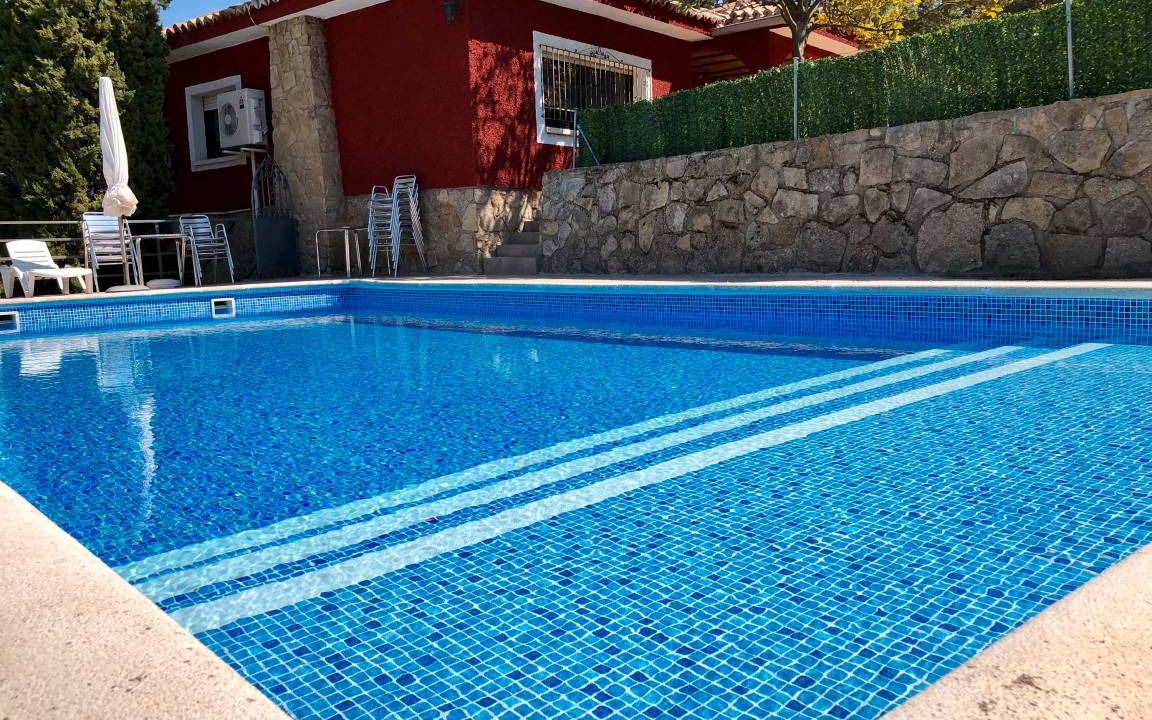 Valdemorillo House | 423 m² House ∙ 9 bedrooms ∙ 20 guests