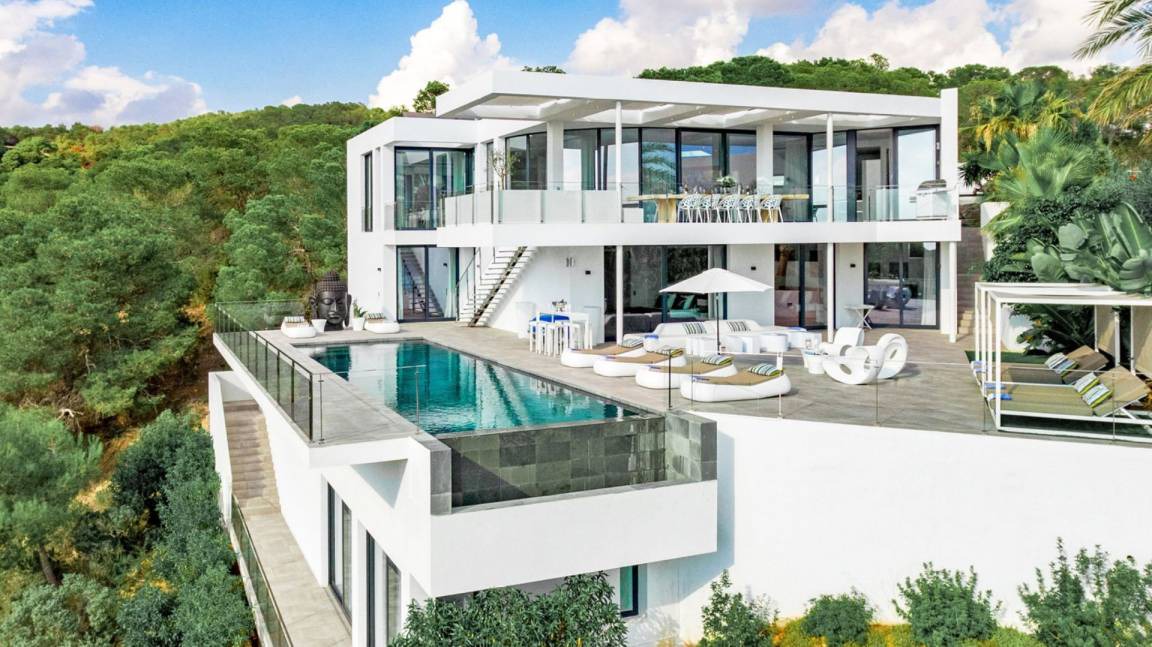 San Juan Bautista Villa | 477 m² Villa ∙ 5 bedrooms ∙ 10 guests