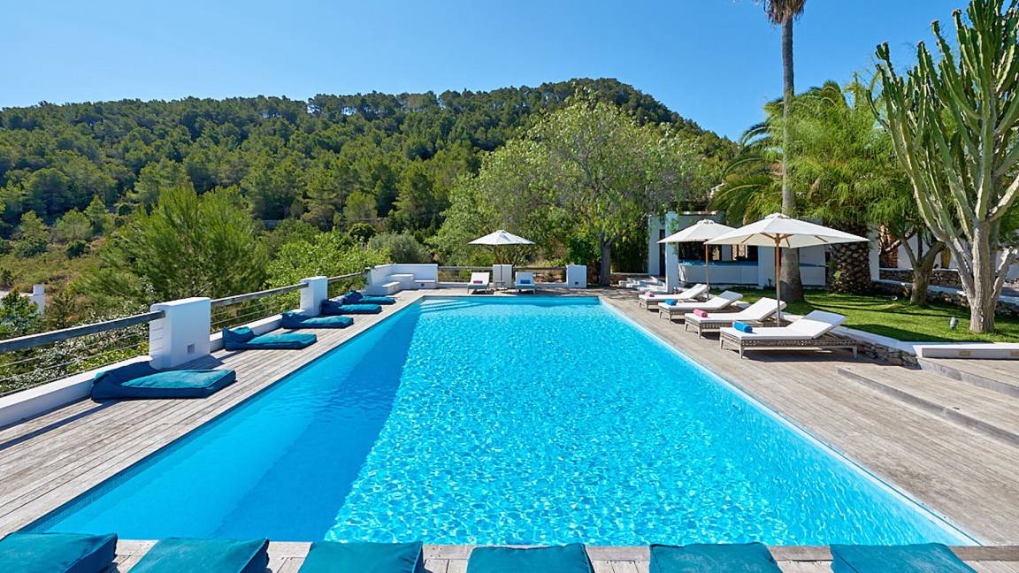 Sant Agusti des Vedra Villa | 477 m² Villa ∙ 5 bedrooms ∙ 10 guests