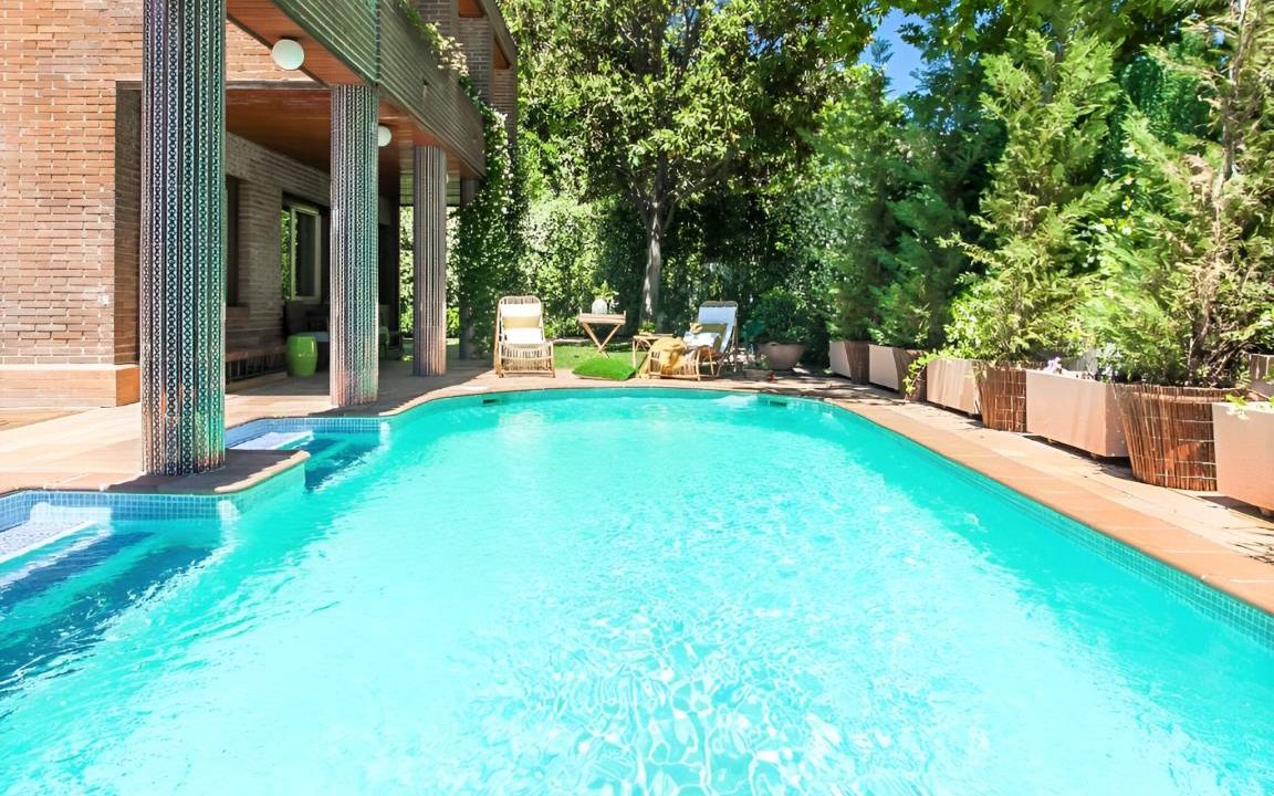 El Viso Apartment | 500 m² Apartment ∙ 5 bedrooms ∙ 14 guests