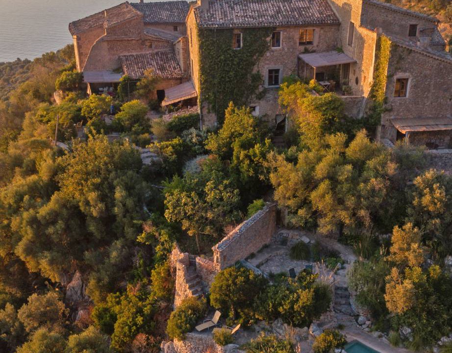 Deia Villa | 500 m² Villa ∙ 8 bedrooms ∙ 12 guests