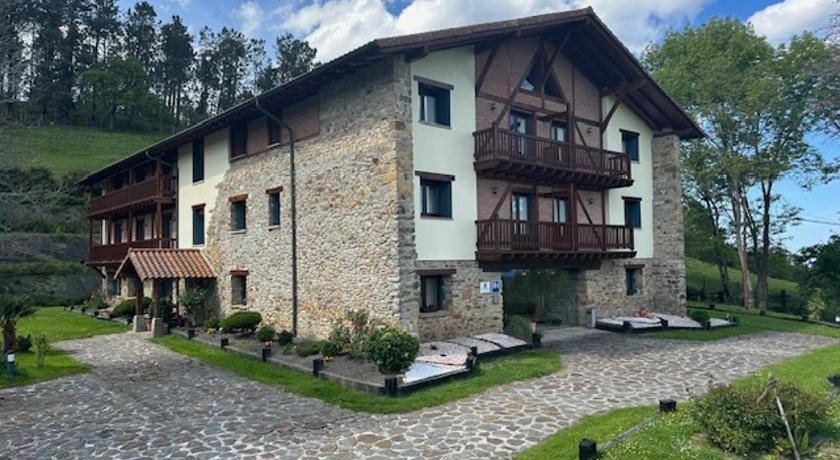 Bermeo Apartment | 75 m² Serviced apartment ∙ 2 bedrooms ∙ 10 guests