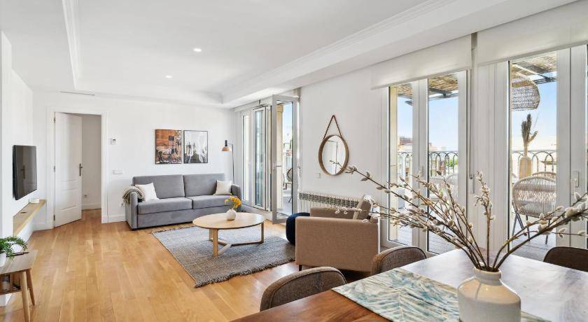Castellana Apartment | 82 m² Apartment ∙ 3 bedrooms ∙ 8 guests