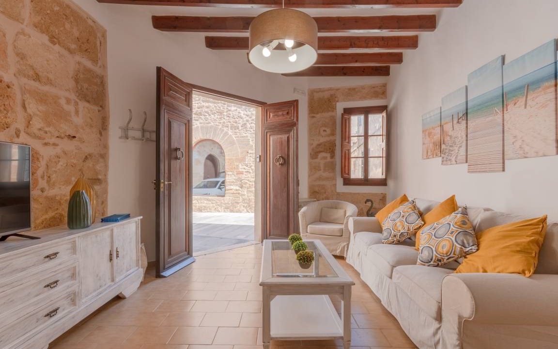 Old Town Alcudia House | 90 m² House ∙ 2 bedrooms ∙ 4 guests