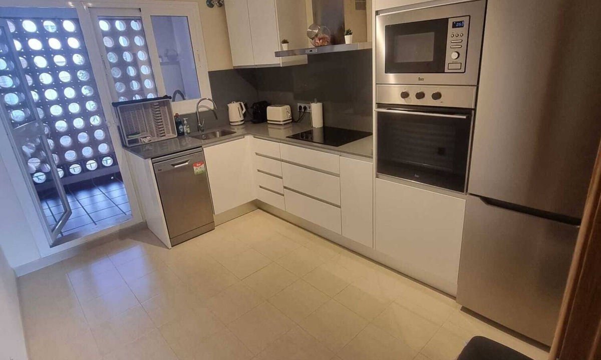 Alcorrin Condo | acogedor apartamento con vista al mar en Manilva