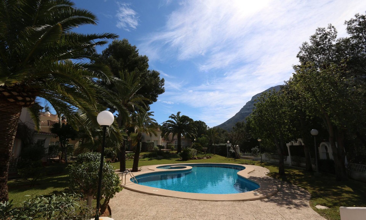 Denia Villa | air-conditioned house with swimming pool - ideal family vacation - WIFI