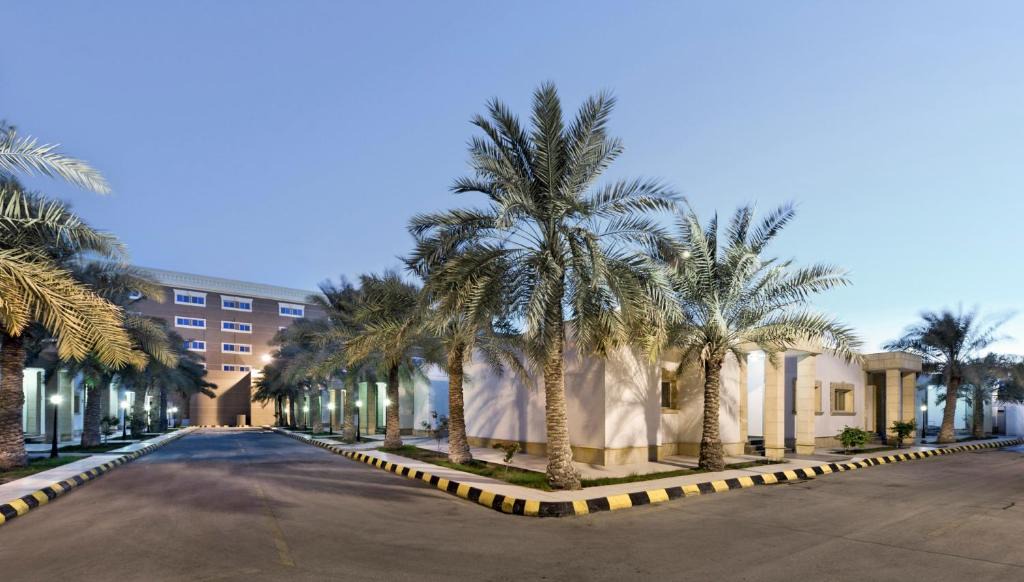 Al Yarmouk Hotel | Al Gosaibi Hotel - Villa