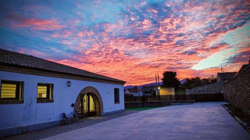 Bulbuente Hostel | Albergue Municipal Las Escuelas