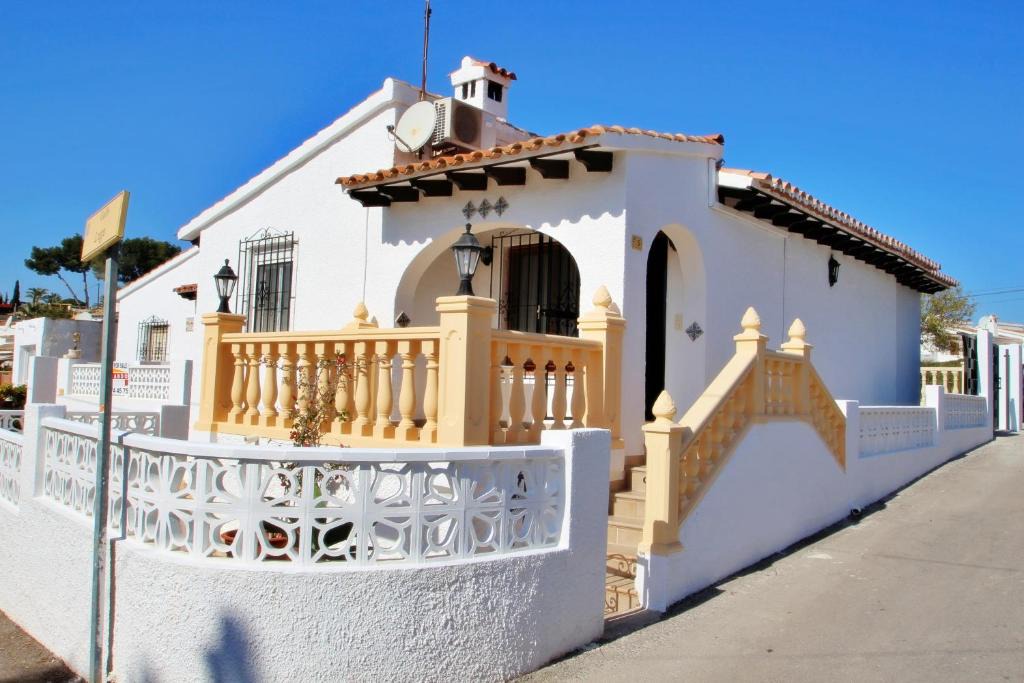 El Tesoro Apartment | Alcazar - holiday bungalow in peaceful surroundings in Teulada