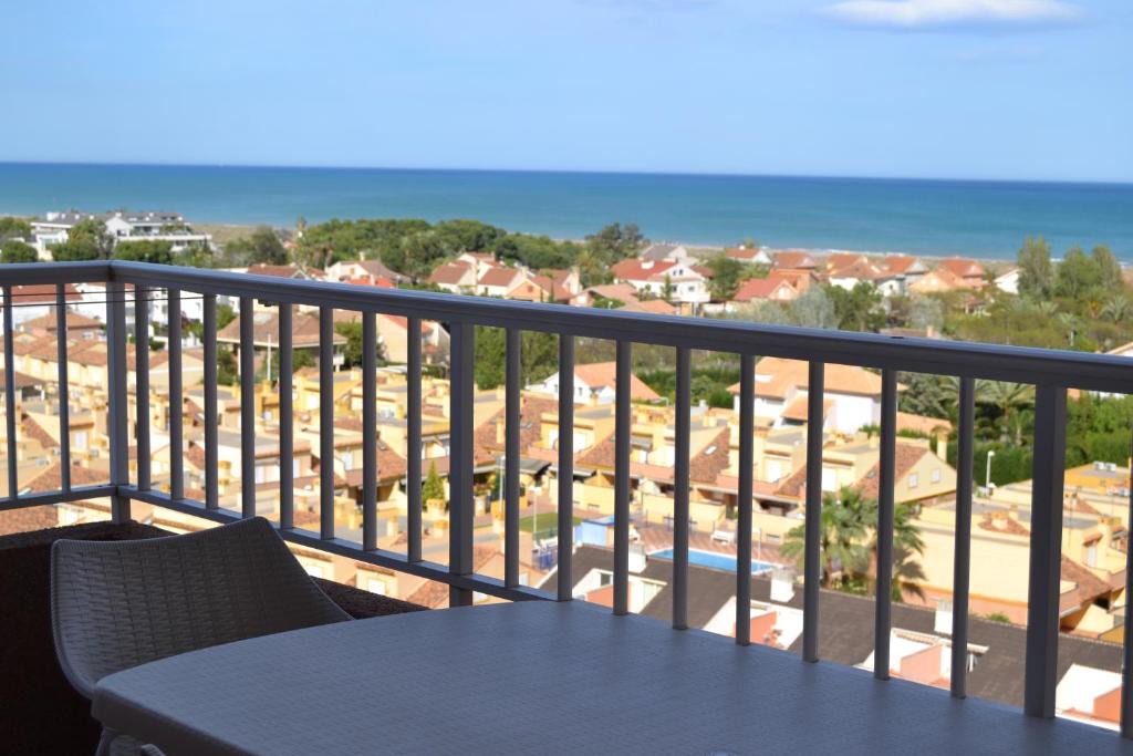 Canet de Berenguer Apartment | Apartamento Con Preciosas Vistas Al Mar,WIFI y piscina de temporada