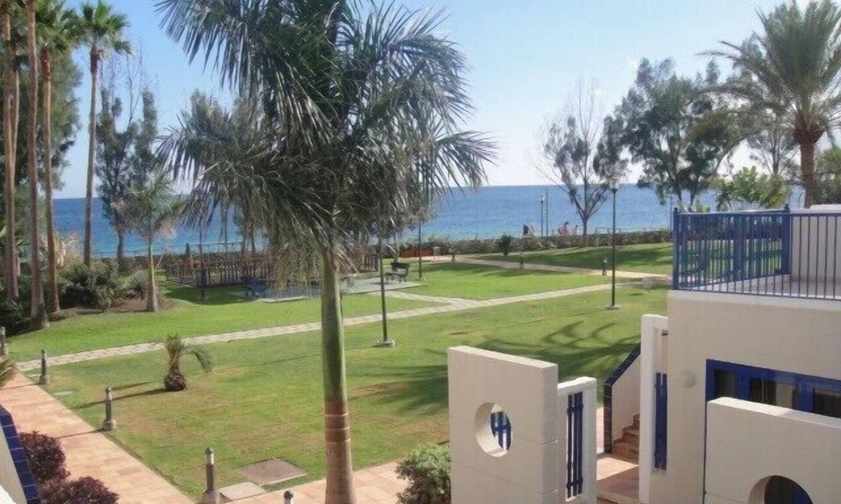 Bahia Feliz Apartment | Beatifull apartament 20m beach garden very nice view