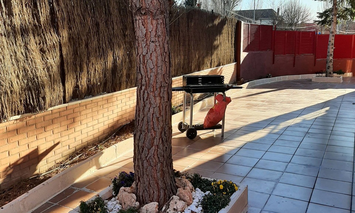 Fuente el Saz de Jarama Ski Chalet | Beautiful villa in a quiet area, 15 minutes from Madrid.