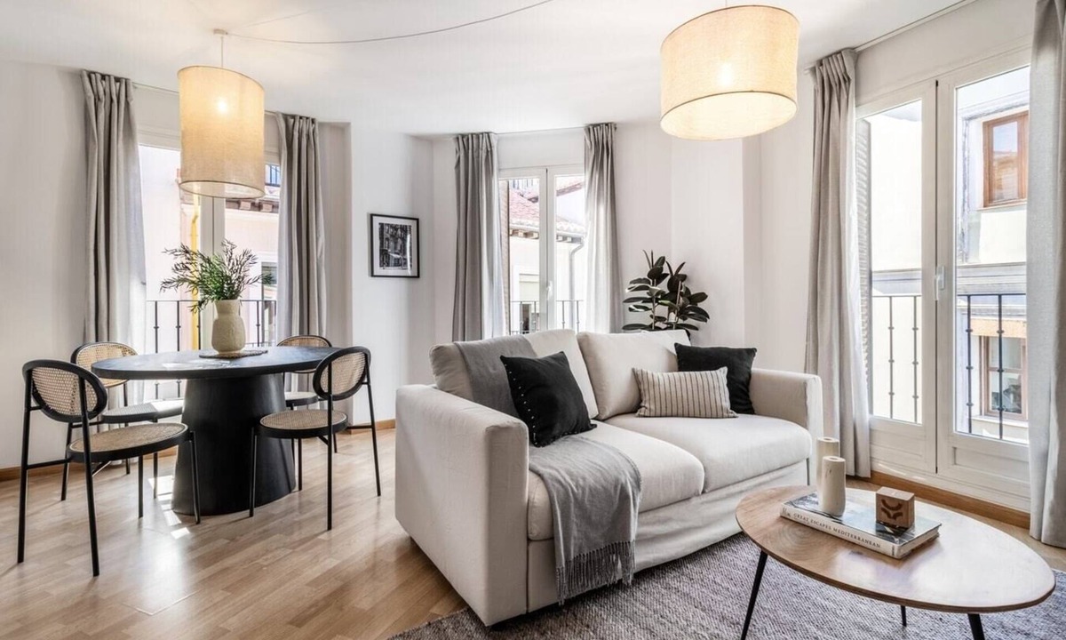 Malasana Apartment | Bowie - 1 bedroom pool in Chueca
