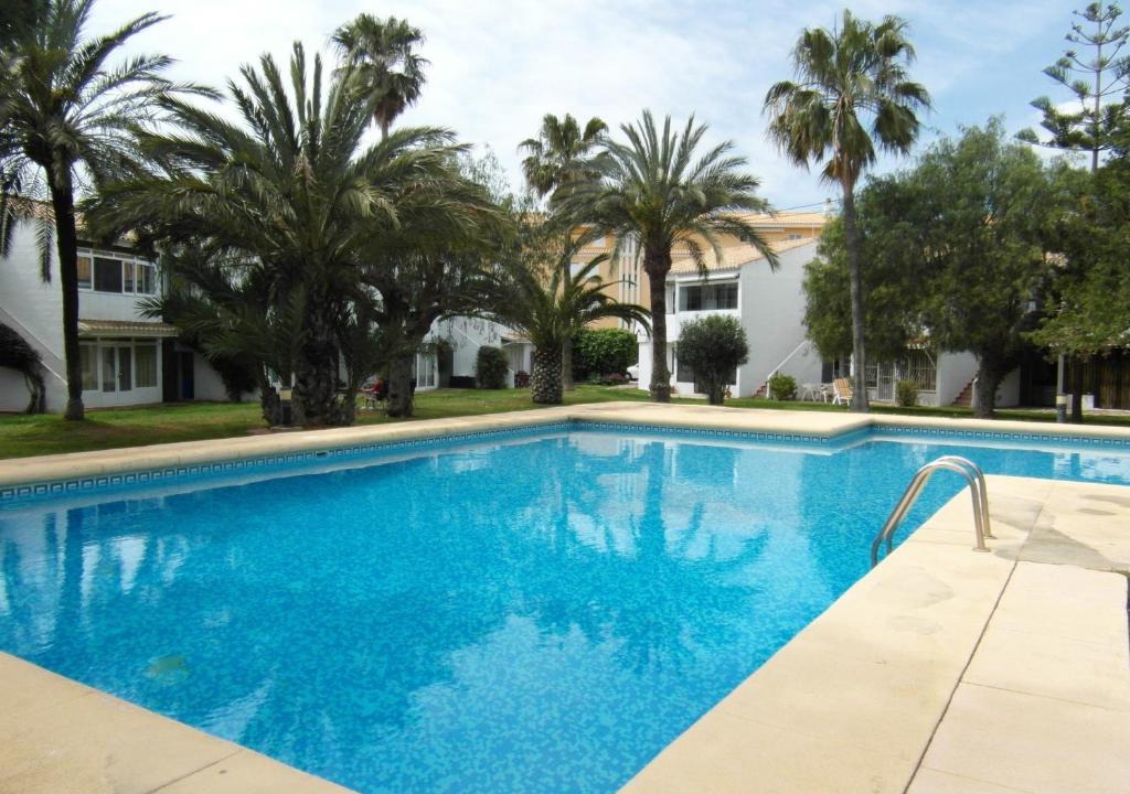 Denia House | Bungalow acceso directo a piscina.wifi gratis