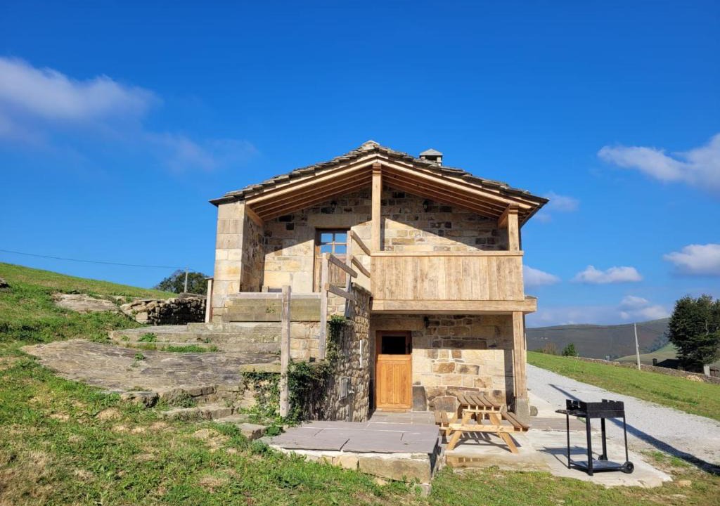 San Pedro del Romeral Ski Chalet | Cabaña Pasiega Montes del Pas
