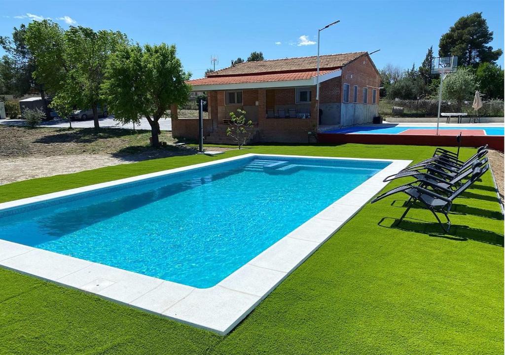 Fuentiduena de Tajo House | Casa con piscina, Villa Alarilla