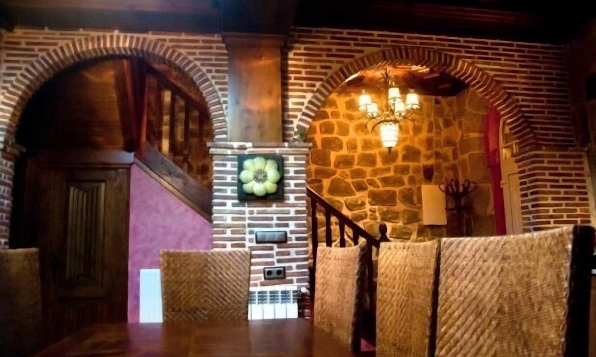 Covaleda Cottage | Casa Rural El Bolo for 8 people